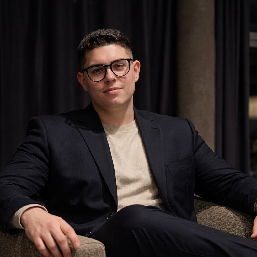 Sebastián C. - Diseñador Junior 