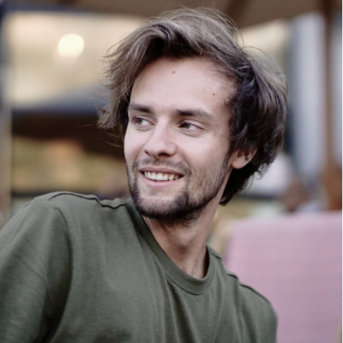 Gaspard Champetier - Créateur de contenus IA & Réalisateur 