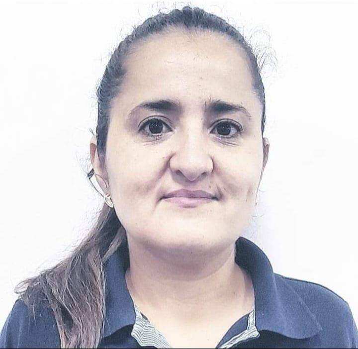 Ana Alonso - desarrollador de sistemas en power builder
