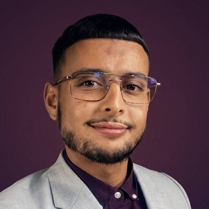 Zakariyah Ben Seddik - Graphiste UX - UI Designer