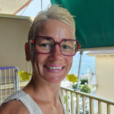 Karen Leleu