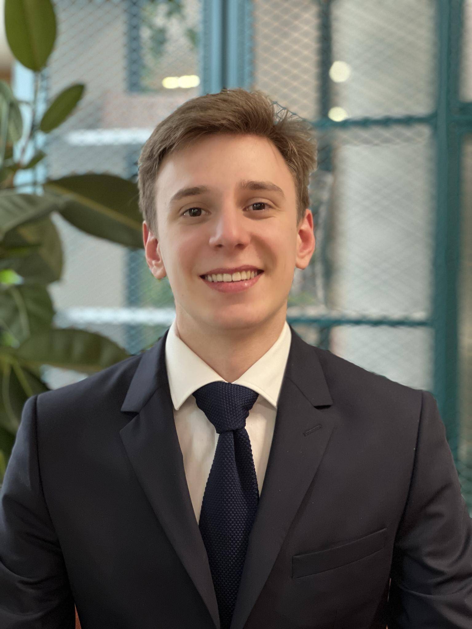 Aurelien Bouveresse - Business Developper, Consultant, Business analyst