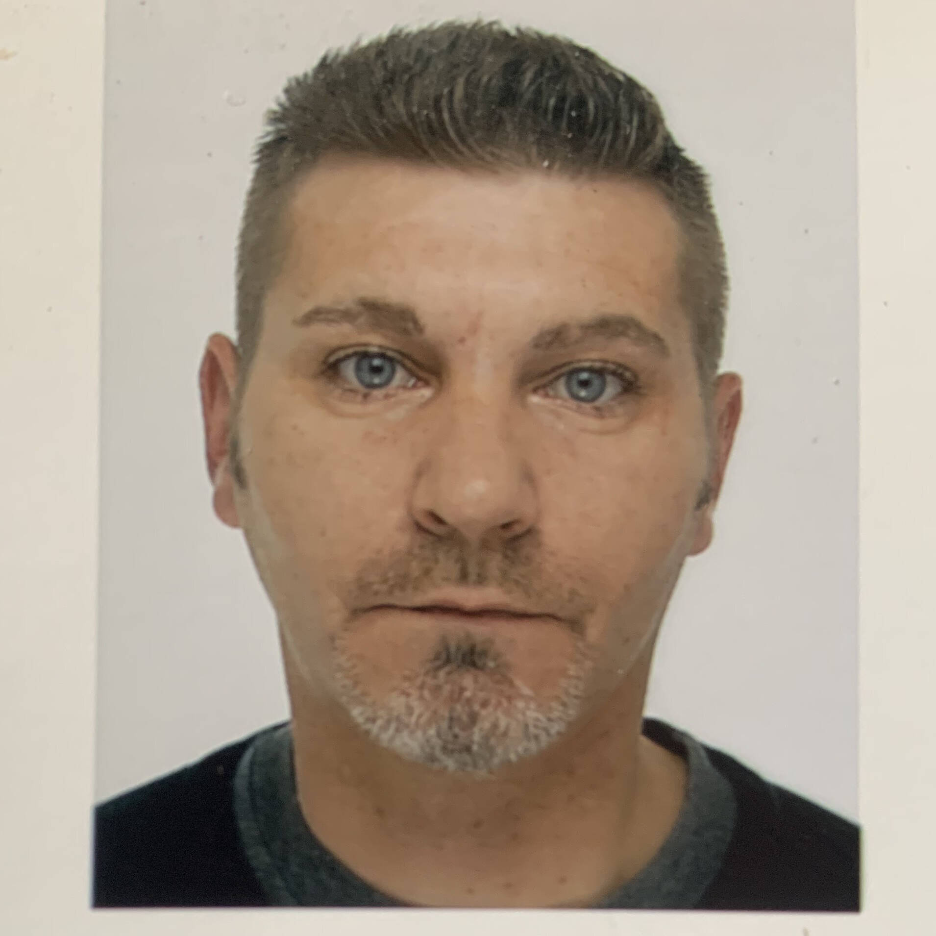 Sebastien  - Chef de projet Ingénierie Logistique N2