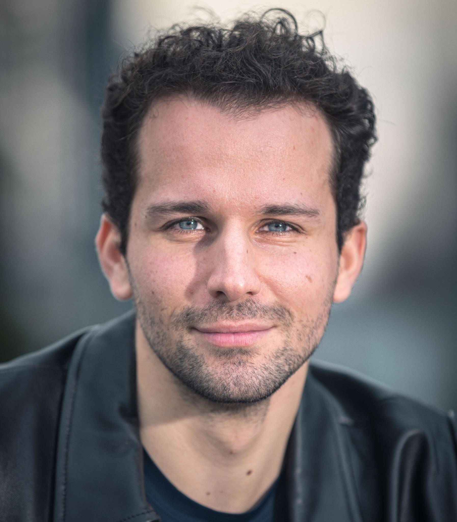 Moez  - Senior Project Chef / Senior Product Manager