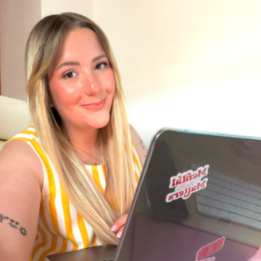 Noémie Carpentier - Community Manager - Créatrice de contenus UGC ⭐️