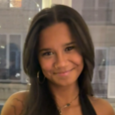 Zeinab Dore - Social Media Manager