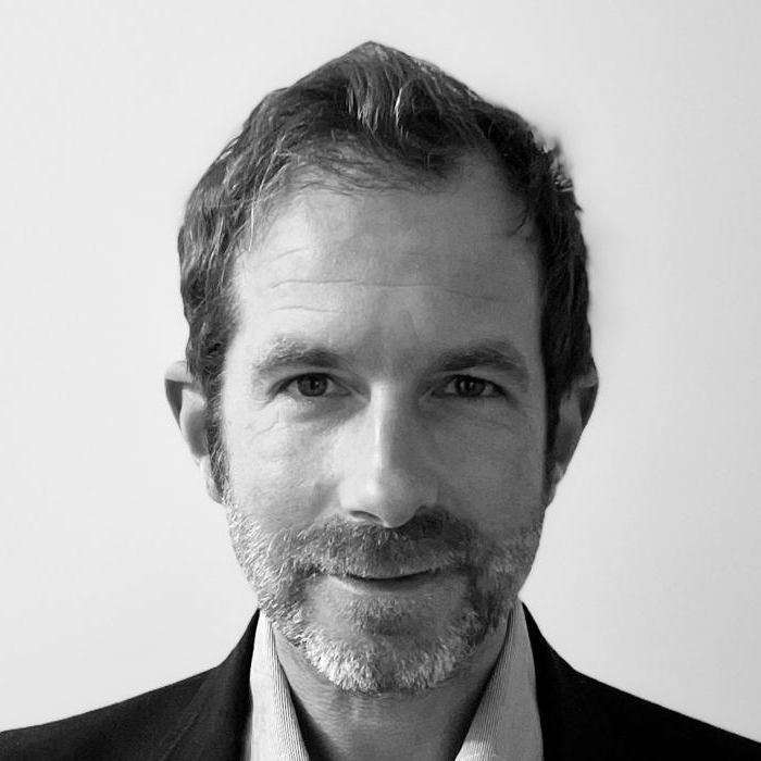 James  - Communication, rédaction, entrepreneuriat et droit