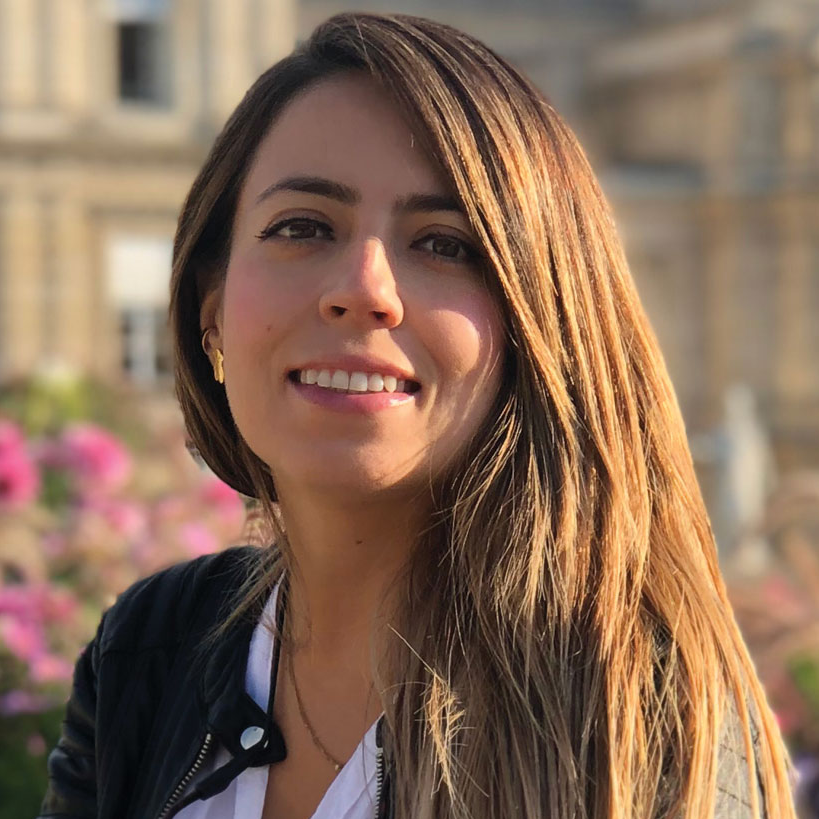 Juliana D. - Diseño web, gráfico y redes sociales