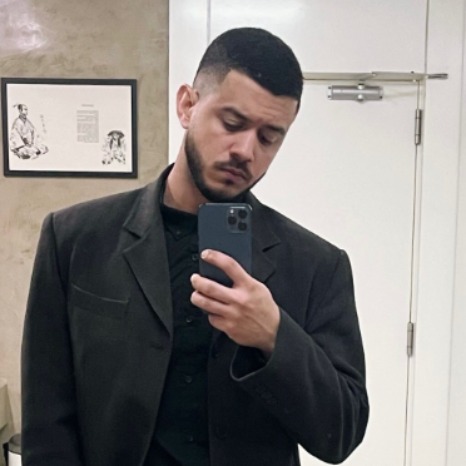 Lucas Milanez - Full-Stack Developer & Data Analyst