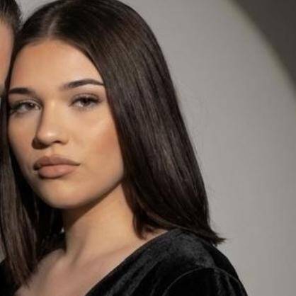 Elya Zlatics - Attachée de presse 