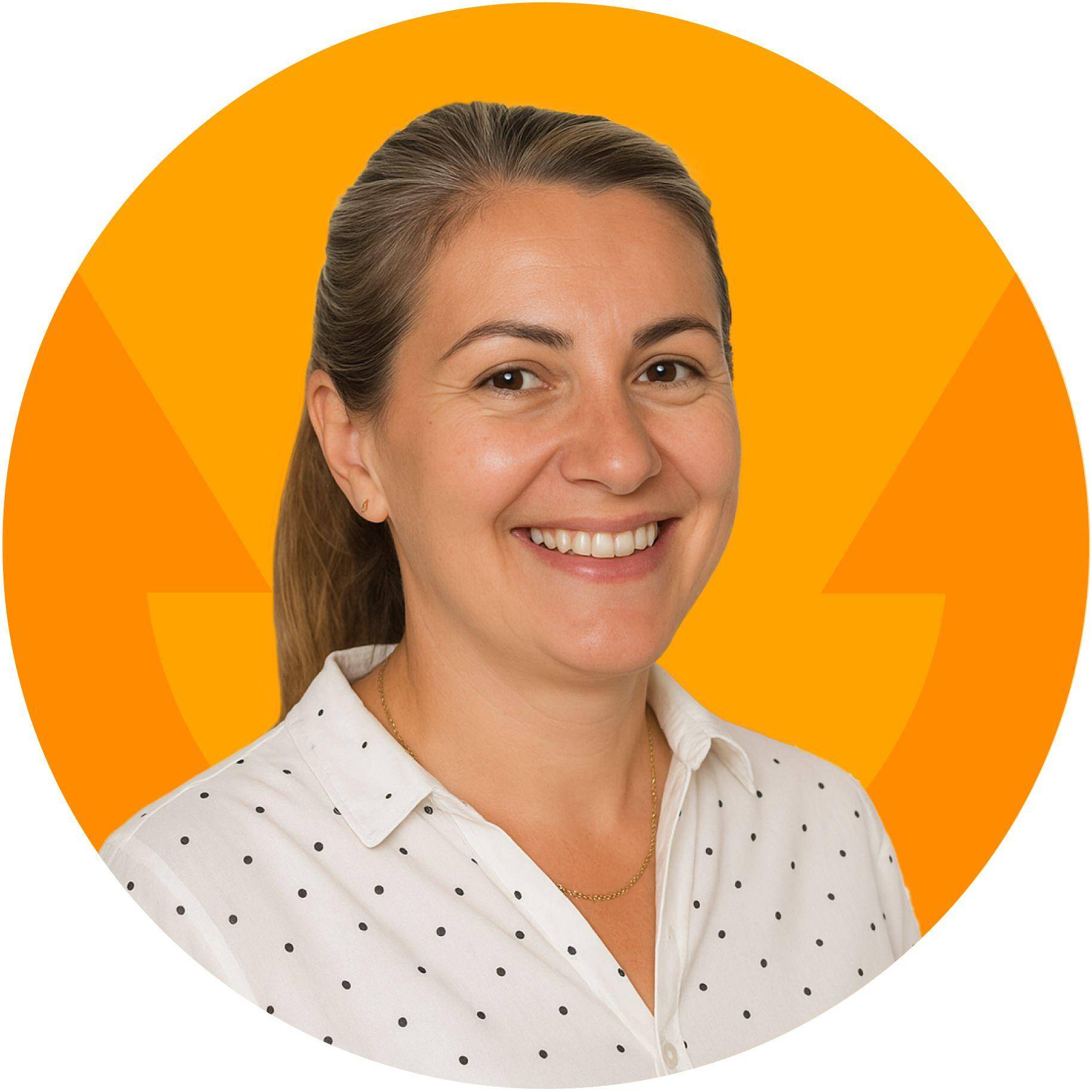 Meda Adriana  - Fractional CMO | SaaS B2B early stage 