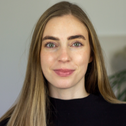 Emilia  - Senior Power BI Developer