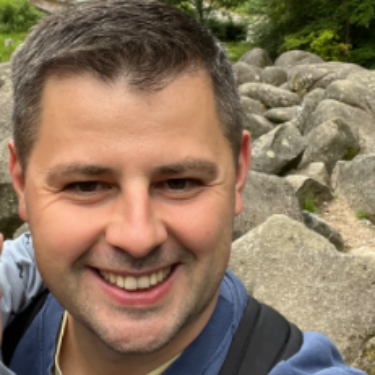 Artur Dauer - Senior Camunda/WebMethods Entwickler