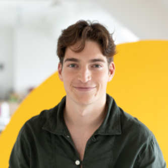 Léo M.