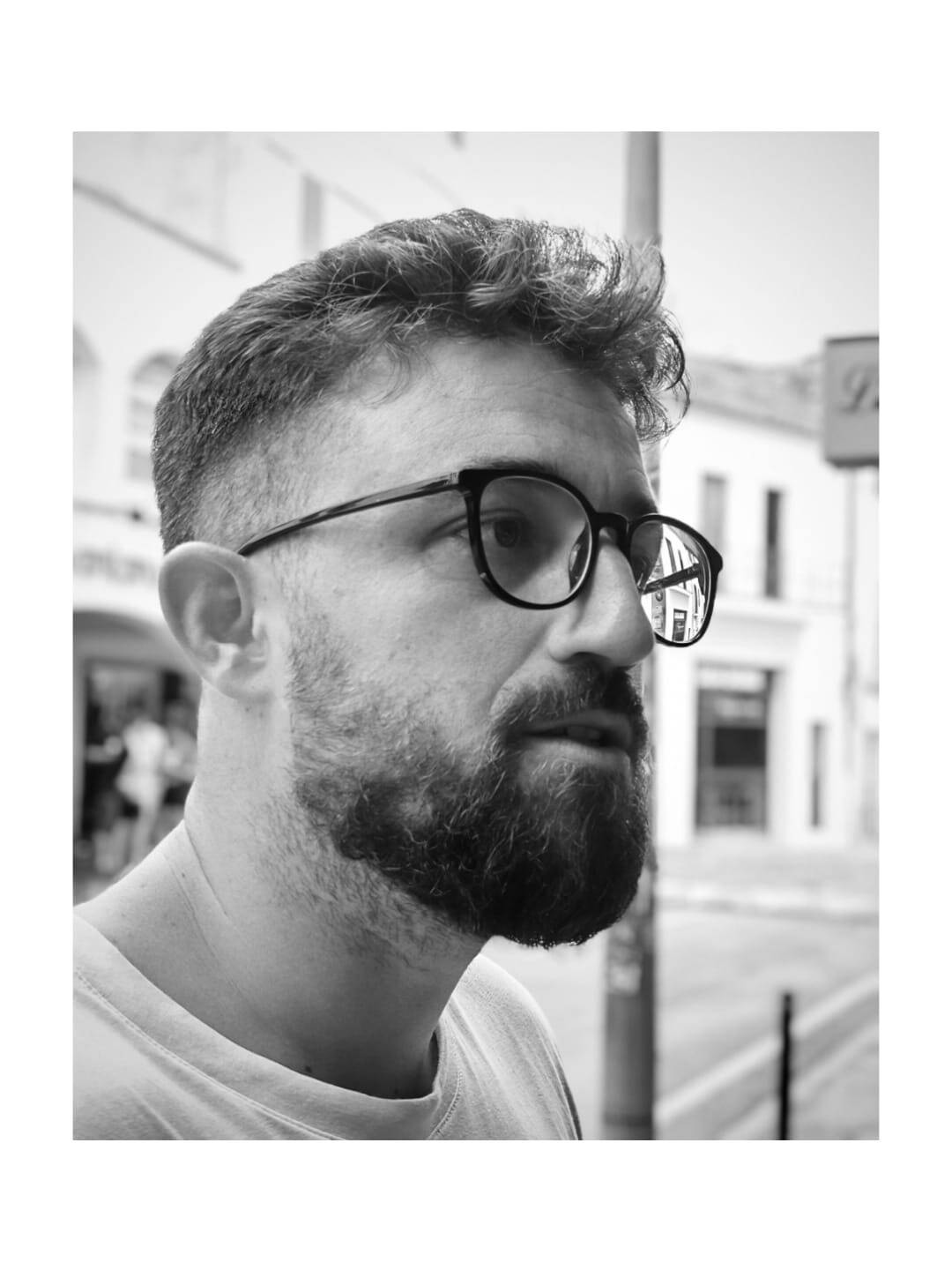 Samuel S. - full stack developer (javascript/Node/Angular)