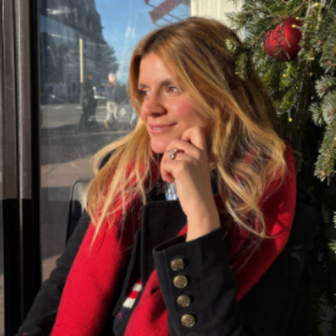Luisa Abelheira - FREELANCE SOCIAL MEDIA & COMMUNITY MANAGER