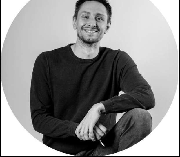 Moroni Valentin - office manager / comptabilité 