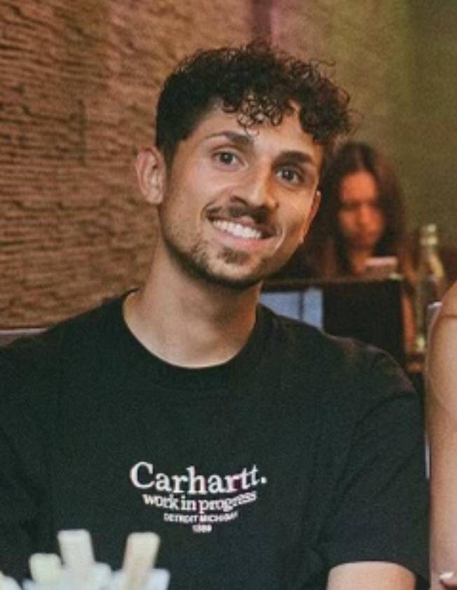Karl Justiniano - Développeur E-Commerce/Web/3D/AR/Creative Dev