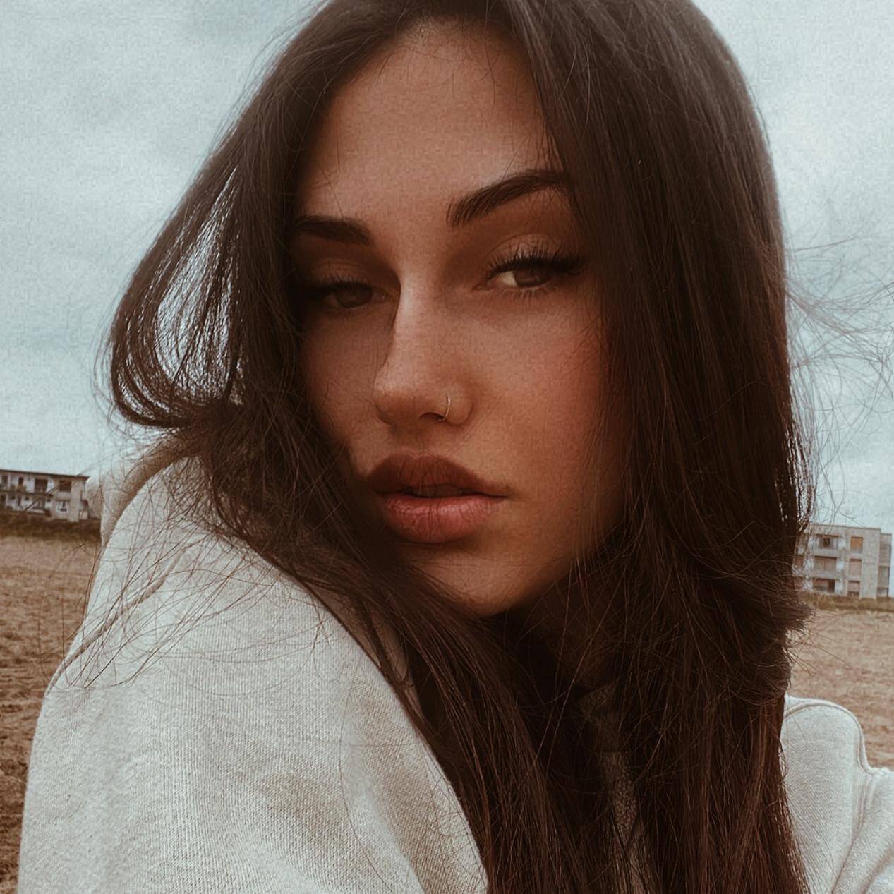 Andrea  - UGC Creator | Lifestyle, Beauty & Travel