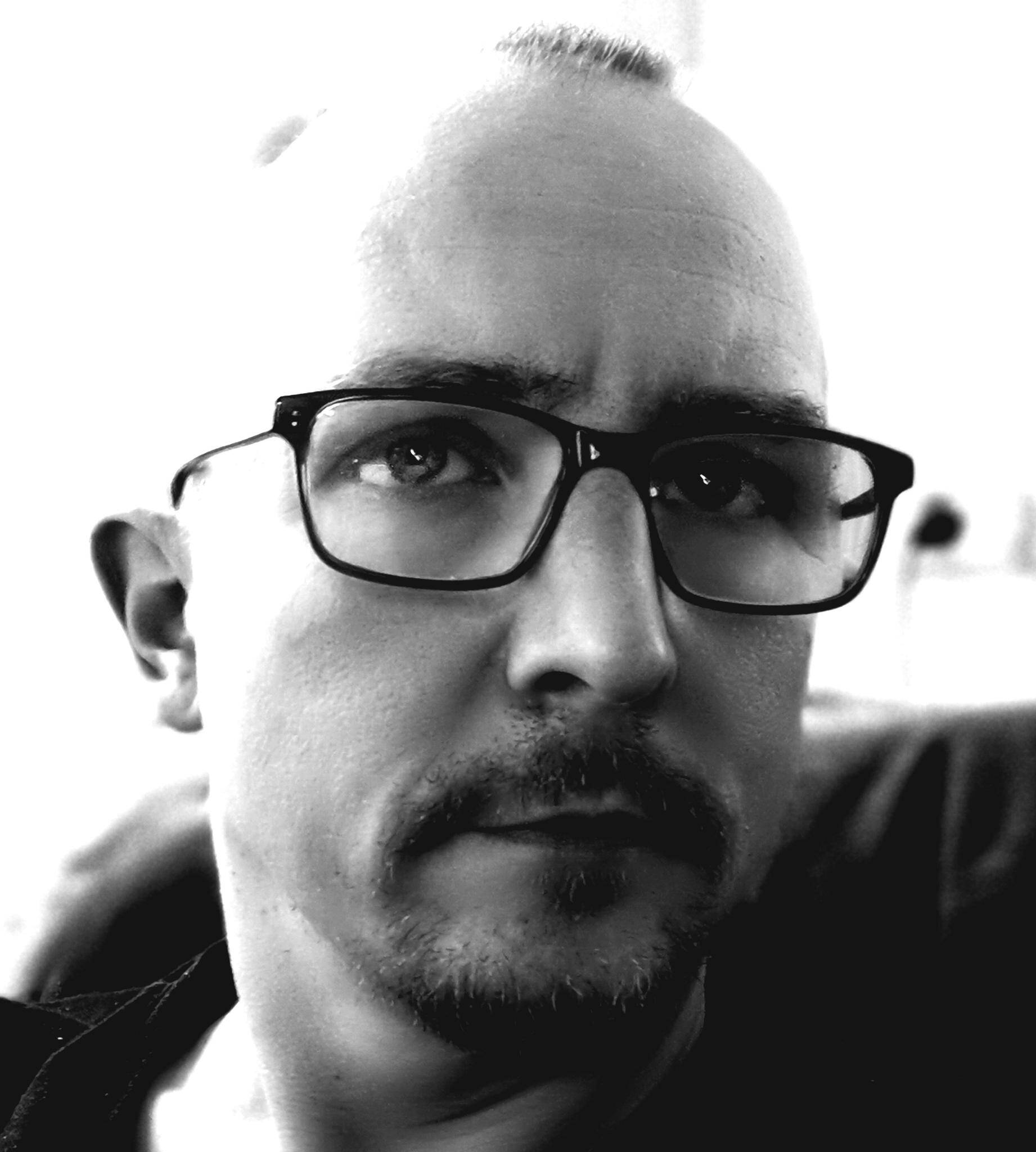 Florian Fisker - Database Engineer, Office Automation