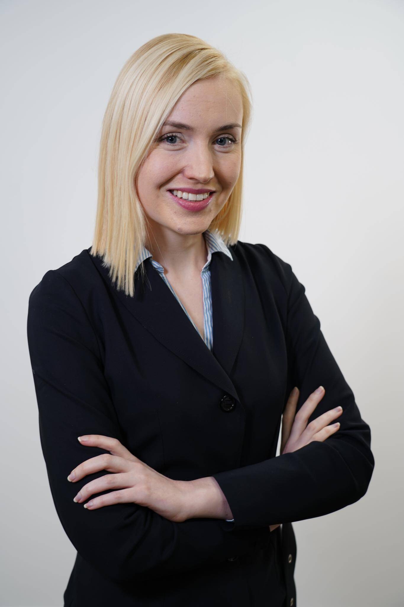 Lowri M.