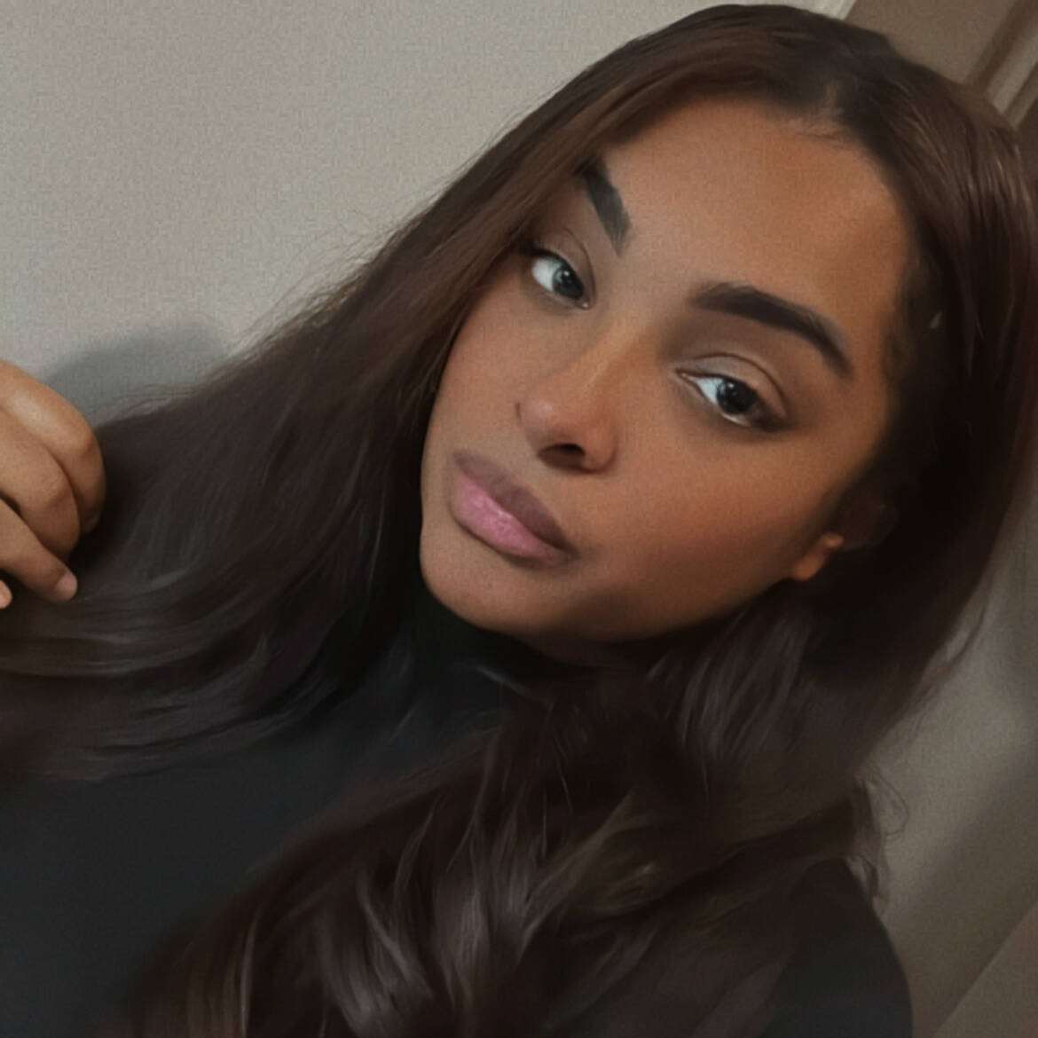 Gwenaelle M