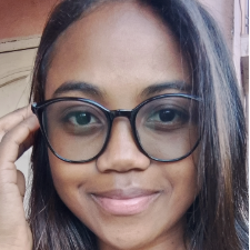Nomena Fitia Randriaharimalala - Assistante Virtuelle Commerciale, RH et Admin