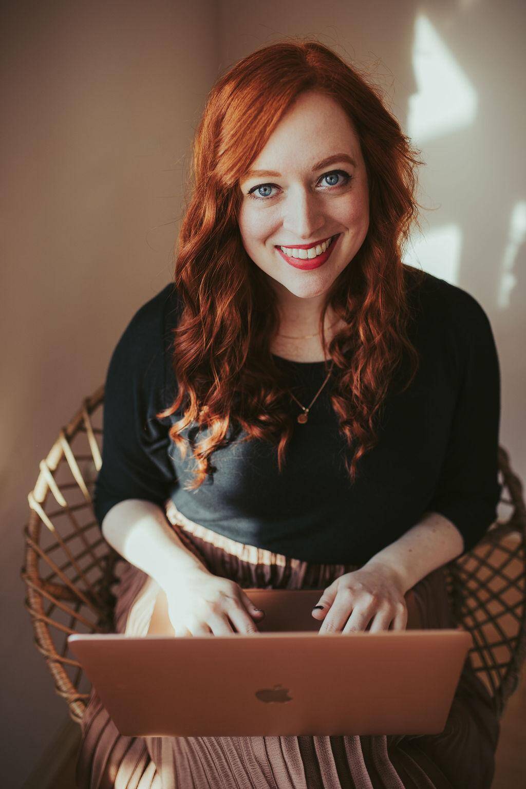 Larissa Fessl - Brand Design, Web Design, Illustration