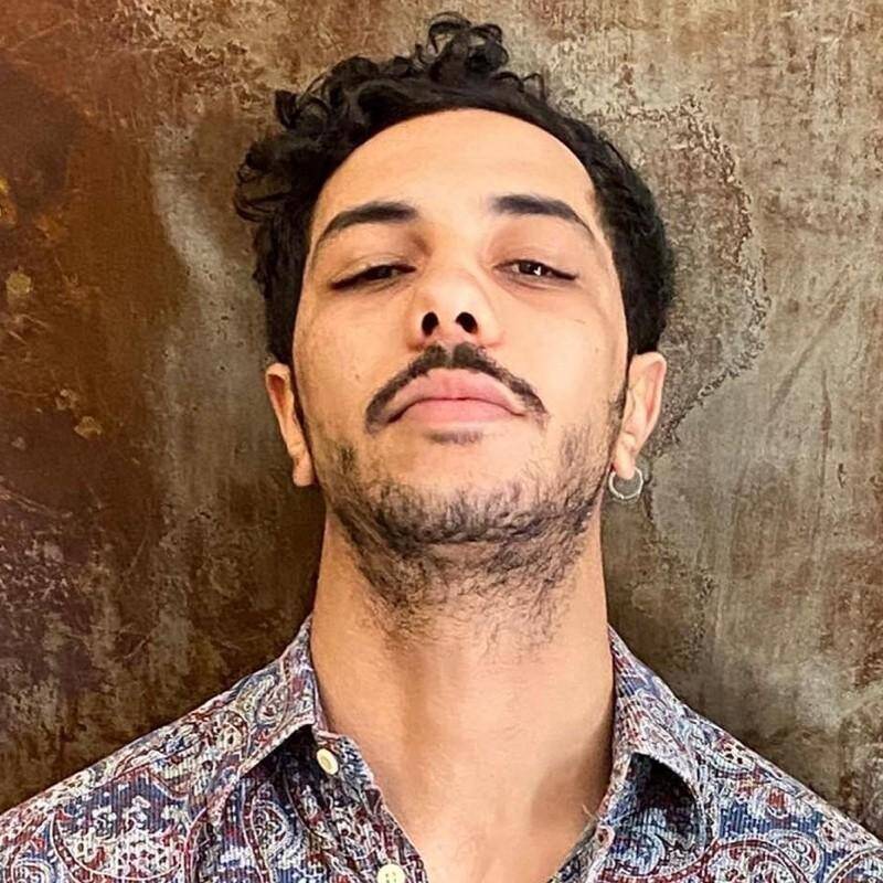 Yacine E.