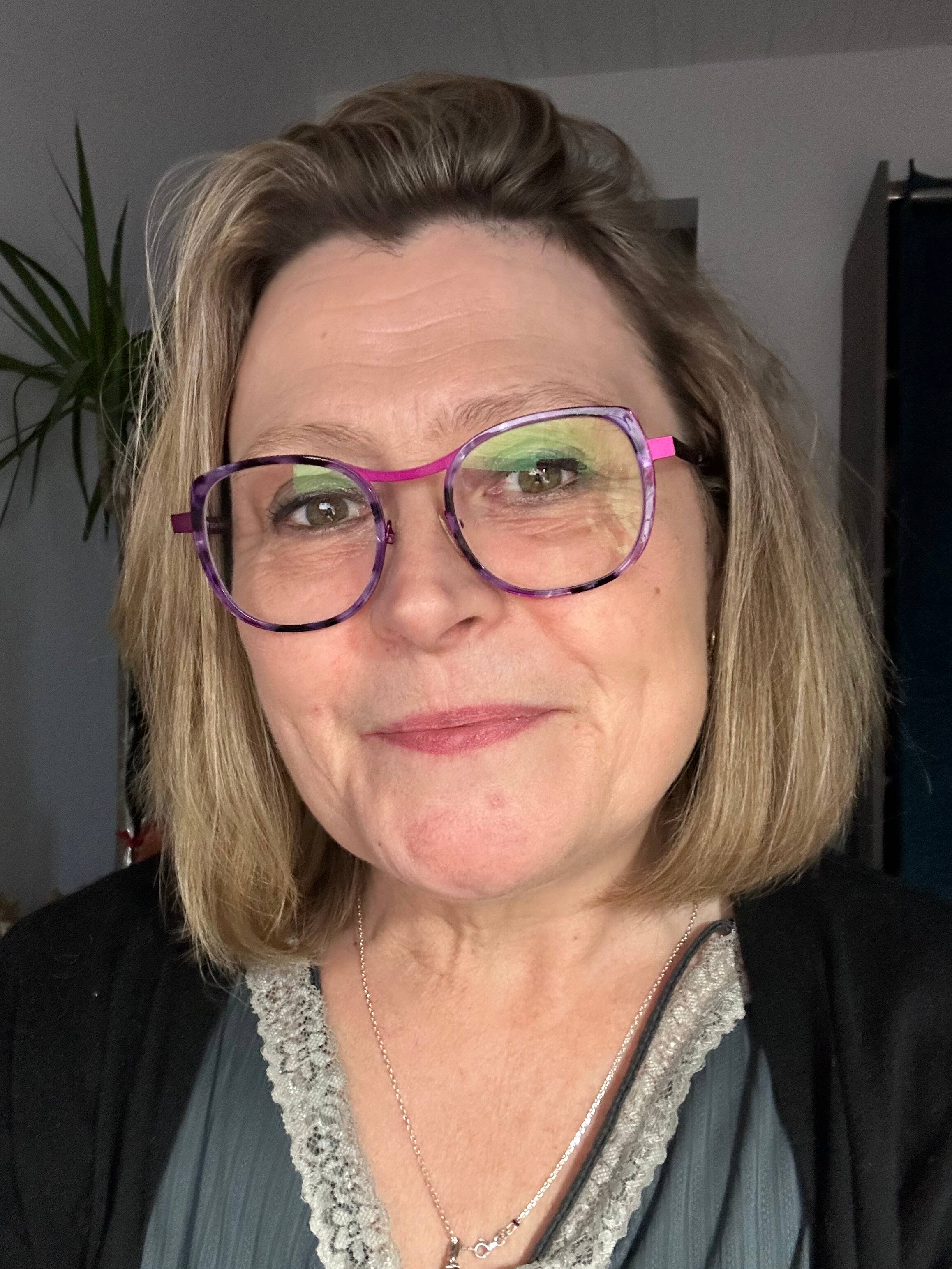 Séverine Fouillen -  Assistante ADV/Direction . Customer Support