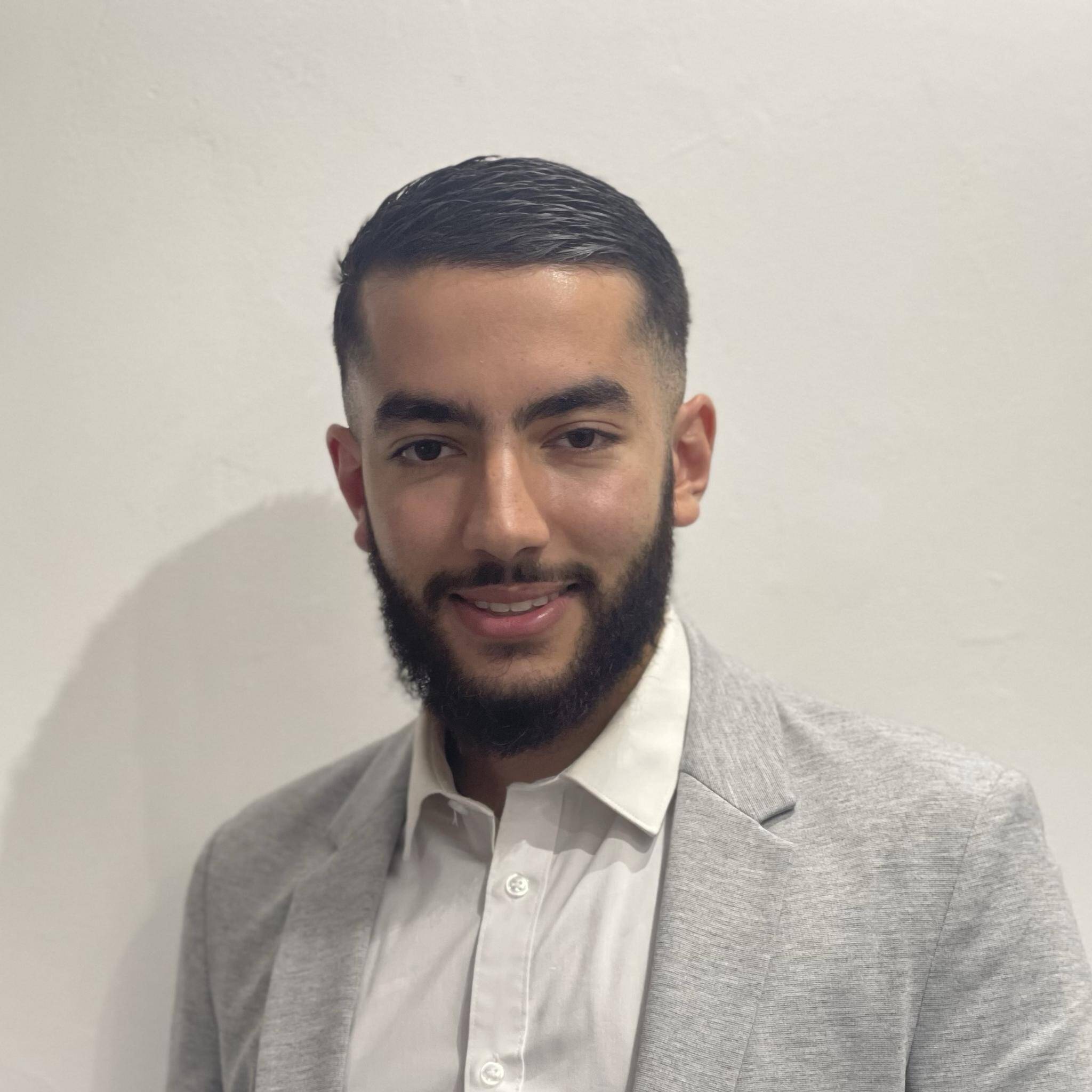 Marwan B. - Développeur / Data Analyst JUNIOR