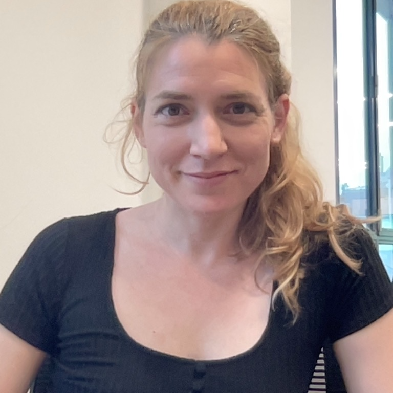Anna Buccio - UX researcher and designer / UX writing