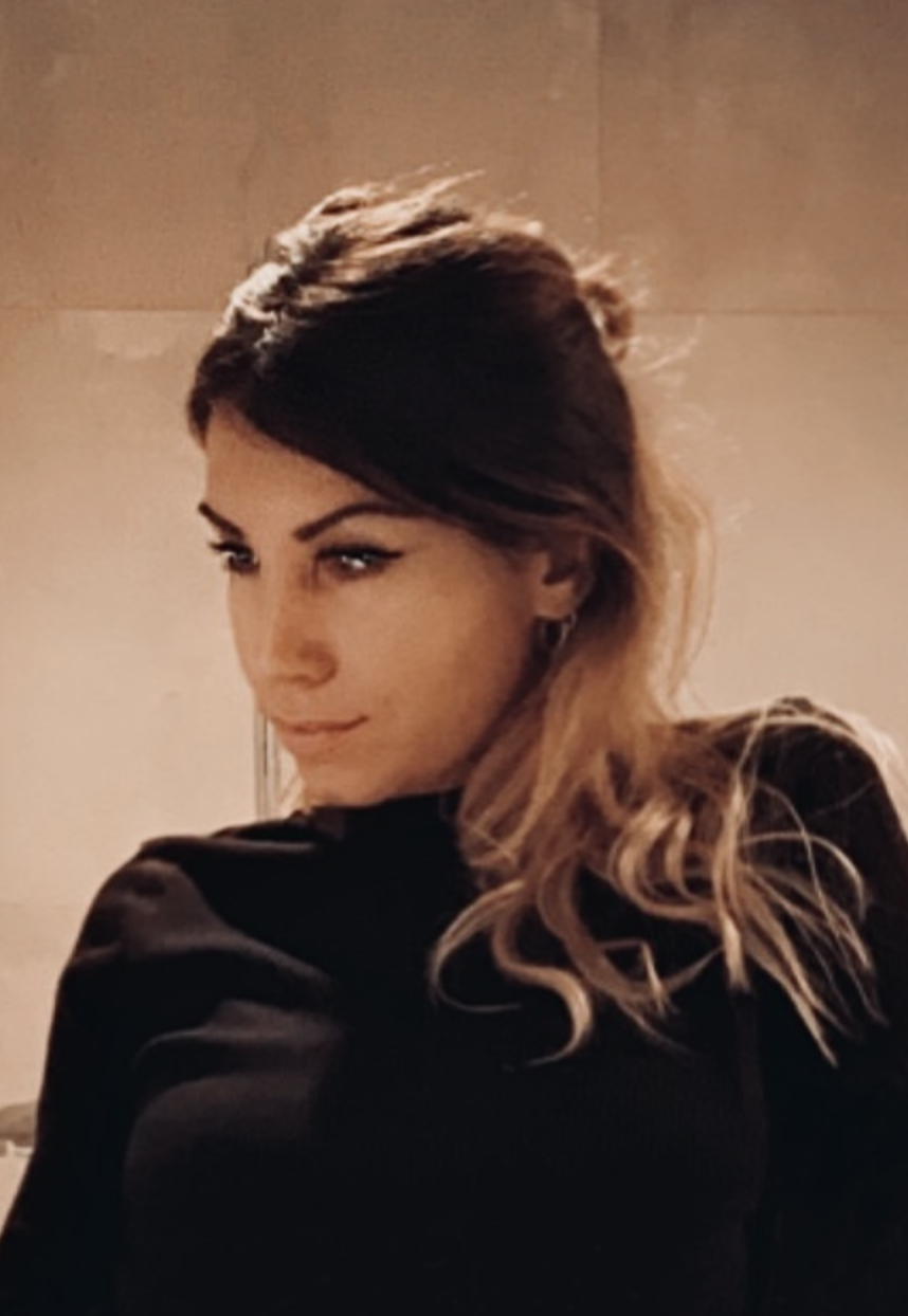 Regine  - Brand Designer