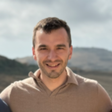 Antonio C. - Expert-Comptable