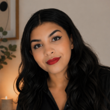 Imane Hadi - Communication et event management