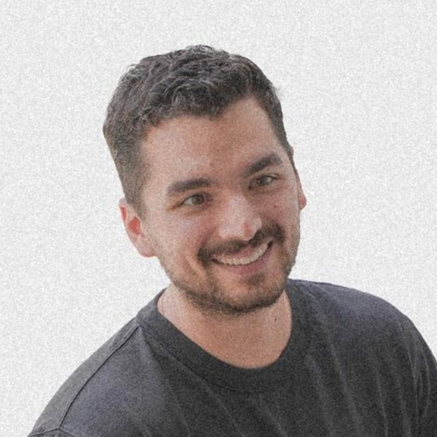 Arnold Van Nuvel - UI Designer / Creative Director