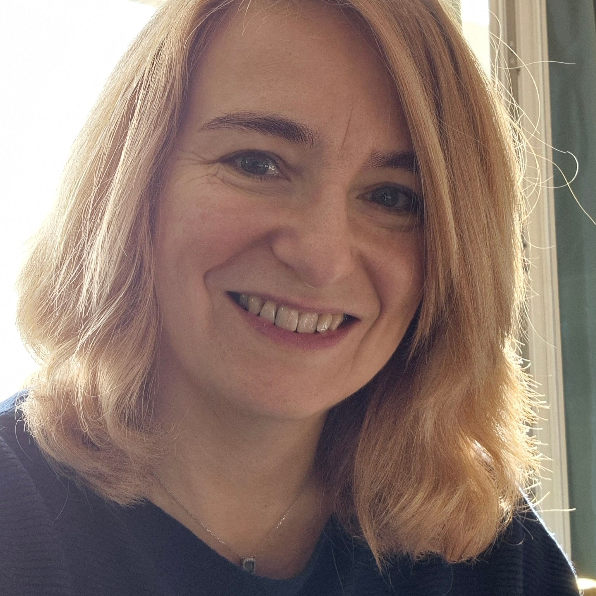 Anne S. - Directrice de projet RH | Recrutement | Formation 