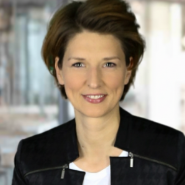 Rebecca Faltins - Interim Managerin Change & Transformation