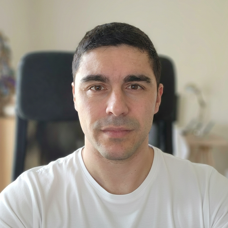 Manuel C. - Desarrollador Full-Stack/Diseñador Web