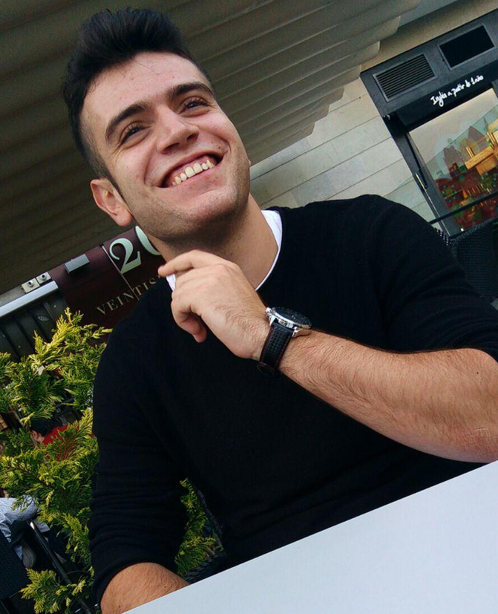 Adrian  - Analyste/Développeur PL/SQL