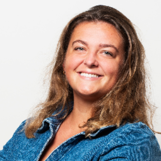 Jade Deregnaucourt - Conseillère en relations presse