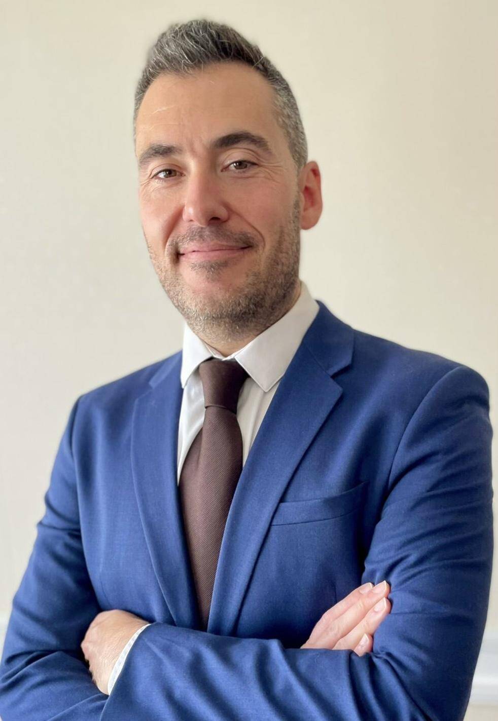 Antonio B. - chef de projet réglementaire