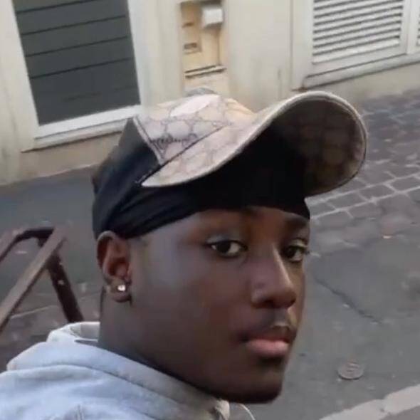 Victorin Gnassounou - Community manager, Réseaux sociaux