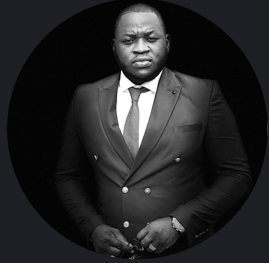 Ken  - Acheteur /Approvisionneur