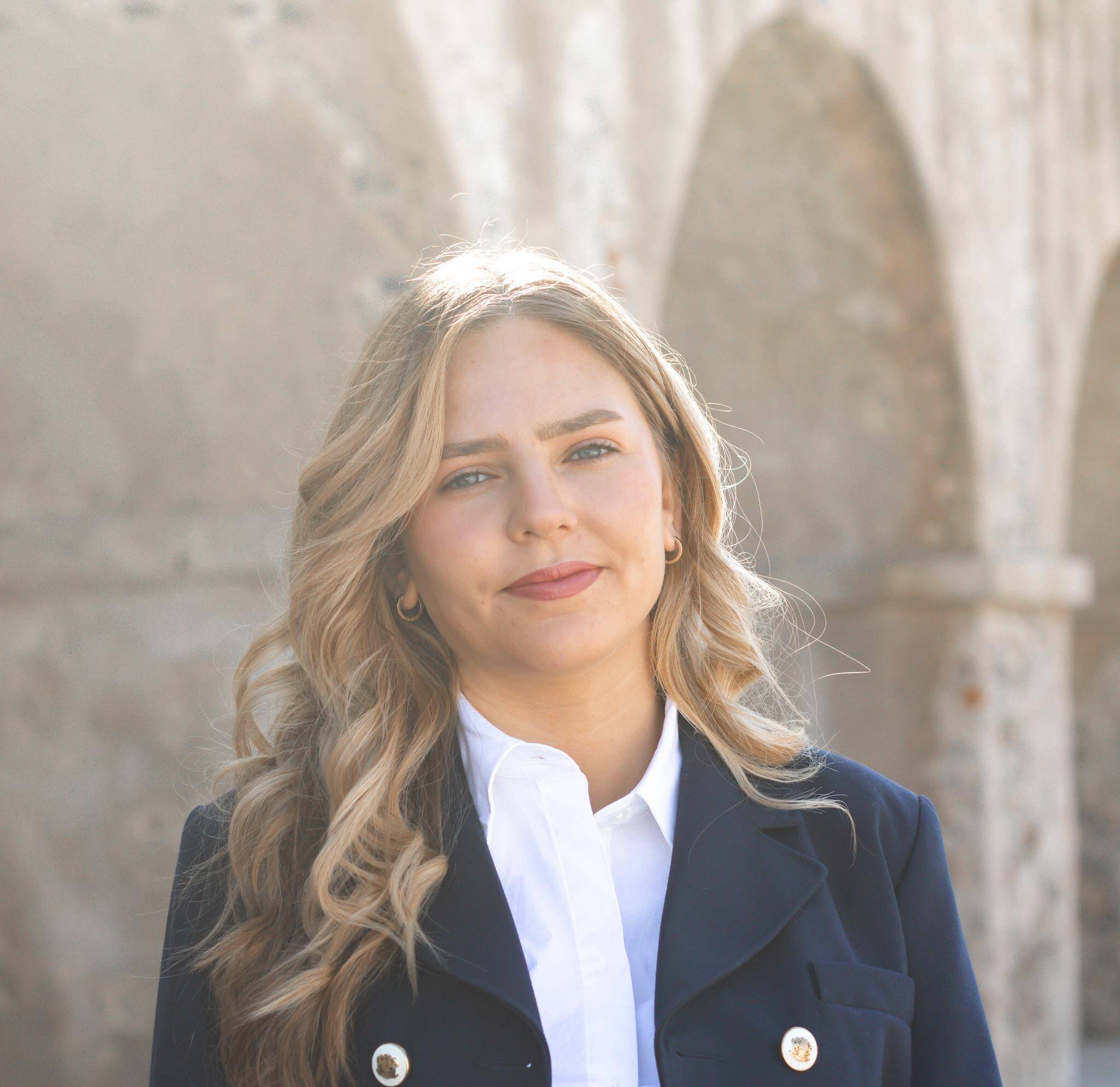 Sarah Szuster - Community Manager