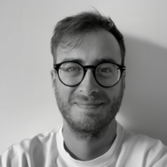 Nicolas  - Freelance HR Manager | Payroll & Management Expert