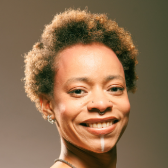 Stephanie Nabor - créatrice ugc