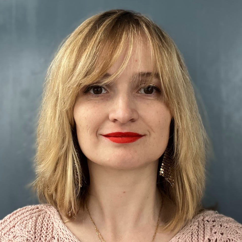 Salomé  - English / French Translator (Legal Specialization)