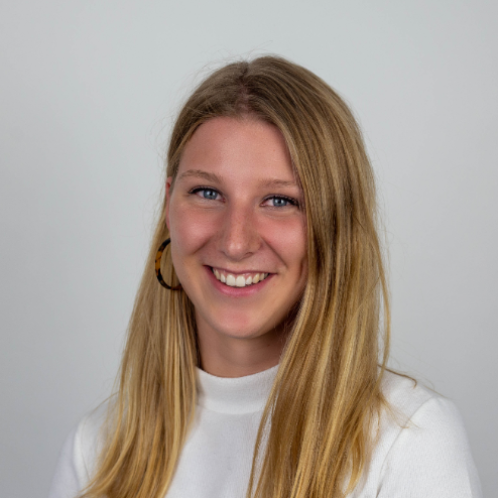 Lara Lepretre - Chef de projet Marketing Opérationnel