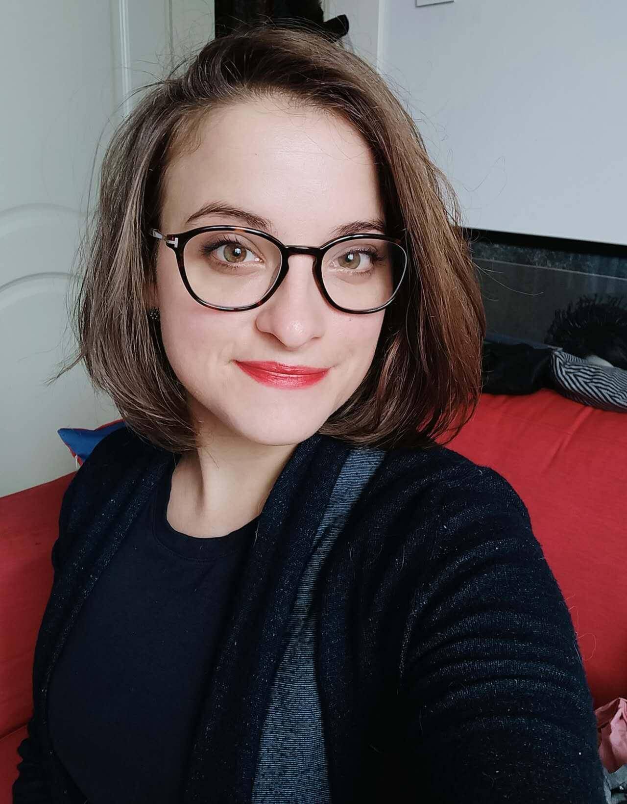 Elisa C.